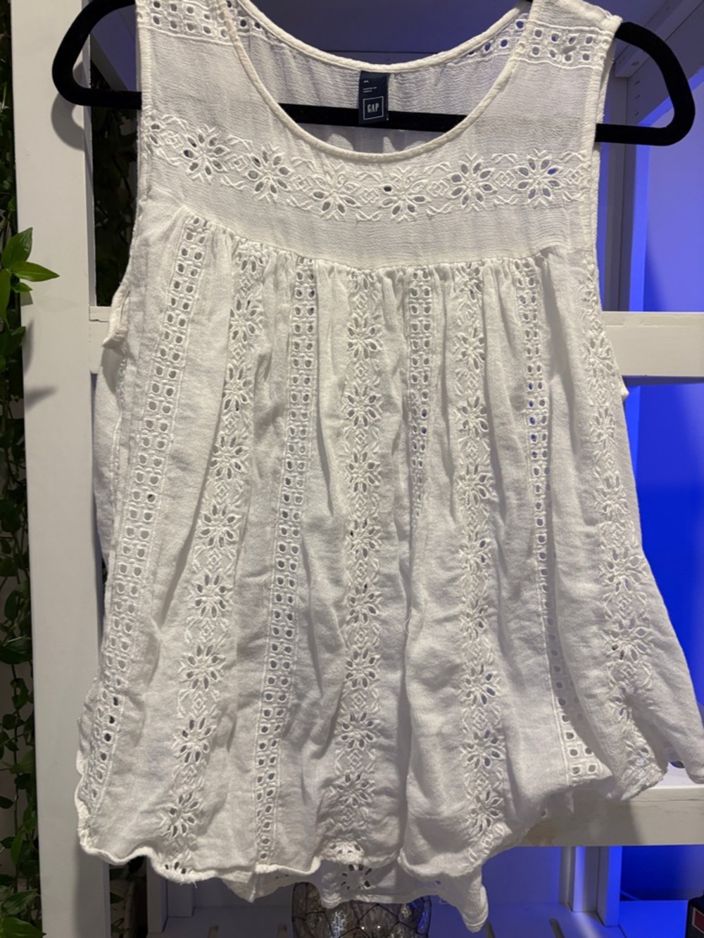 White Eyelet Sleeveless Youth Top - Elegant Summer Blouse - Picture 3 of 11